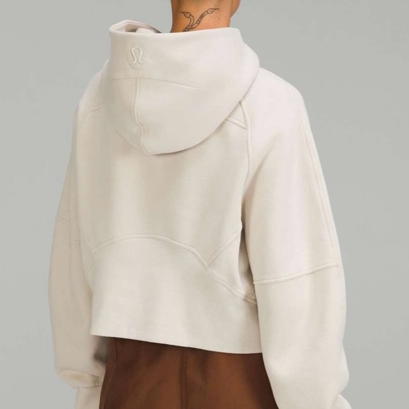 LULULEMON Scuba Oversized Half-Zip Hoodie
in Natural Ivory (XL/XXL) - Picture 2 of 9